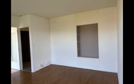 Location Appartement 2 pièces 50 m² La Châtre - Photo 3