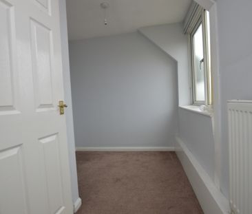 3 Bedroom Mews/Town House - Photo 3