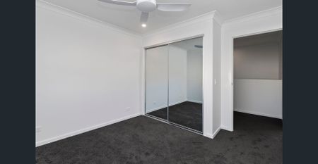 13 Walker Avenue, Belivah, Qld 4207 - Photo 2