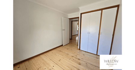 Freshly painted home in a great location! - Photo 5