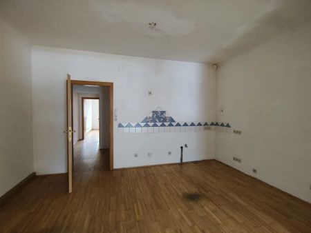 Geräumige Wohnung direkt am Europaplatz mit 1 Schlafzimmer! - Foto 4