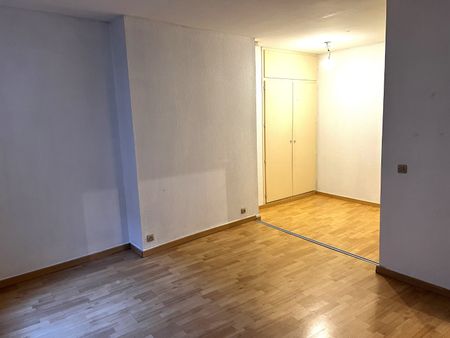 Location Appartement 1 pièce 25m² LILLE 59800 - Photo 2