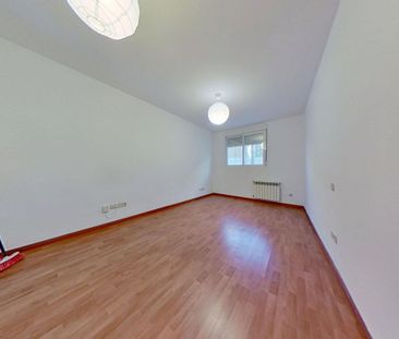 Piso de alquiler en Calle del Mar de Japón, Pinar del Rey - Photo 6