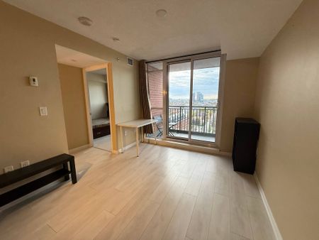 For Lease - 800 Lawrence Avenue Unit# 1421, Toronto, Ontario - Photo 2