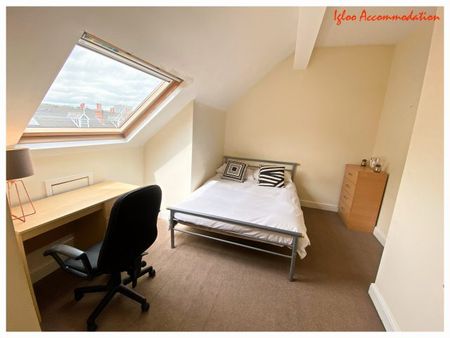 99 Club Garden Road, Sharrow - Photo 4