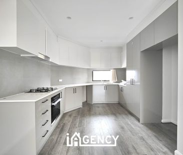 BRAND NEW TOWNHOUSES AVAILABLE!!! (UNIT 2) - Photo 5