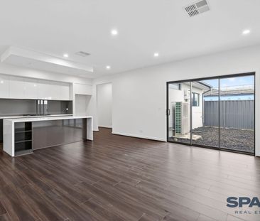 Modern House - Photo 3