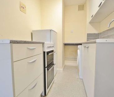 Surbiton, KT6 - Photo 3