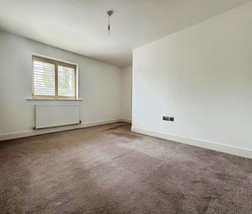 5 bedroom detached house to rent - Photo 4