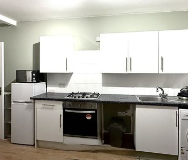 1 Bed Flat, Kew Bridge Road, TW8 - Photo 6