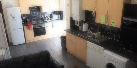 Room available - Photo 3