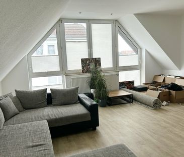 Großzügige Maisonette-Wohnung mit Kamin und 2 Balkonen! - Foto 1