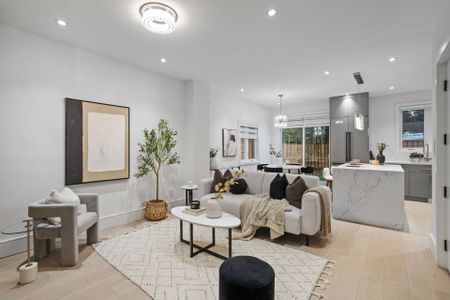 For Lease - 10A Benson Avenue, Mississauga, Ontario - Photo 4