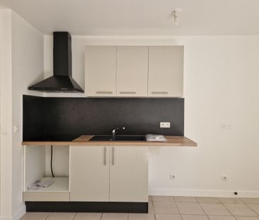 Location Appartement 2 pièces 48m² ETAMPES 91150 - Photo 3