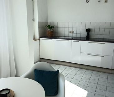 Schöner Wohnen mit Aussicht – 3-Zimmer-Wohnung mit großer Küche in ... - Photo 1