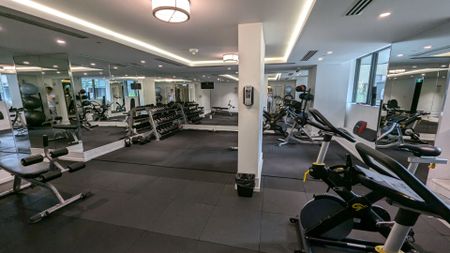 For Lease - 955 Bay Street Unit# 815, Toronto, Ontario - Photo 2