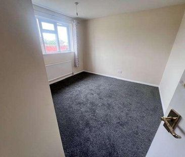 Helford Close, Aylesbury, HP21 - Photo 2