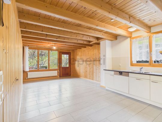 4.5-room penthouse apartment in a quiet, sunny location - Photo 1