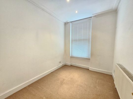 2 Bed Maisonette, Barry Road, SE22 - Photo 1