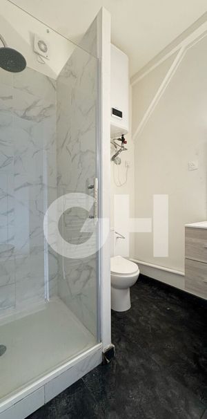 Appartement T1 à louer à Maubeuge - Faubourg Saint-Quentin - Photo 2