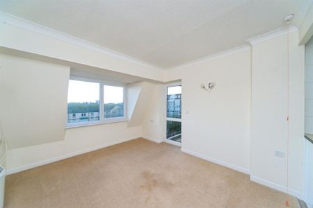 1 bedroom retirement property to rent - Photo 2