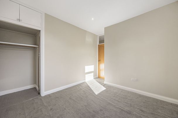 Cherry Orchard, Swindon, SN6 - Photo 1