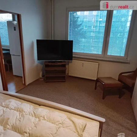 pronájem bytové jednotky o dispozici 1+1 - ul. Jezdecká, Děčín III - Staré Město - Photo 2