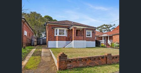 Well presented home in a tightly held pocket - Photo 3