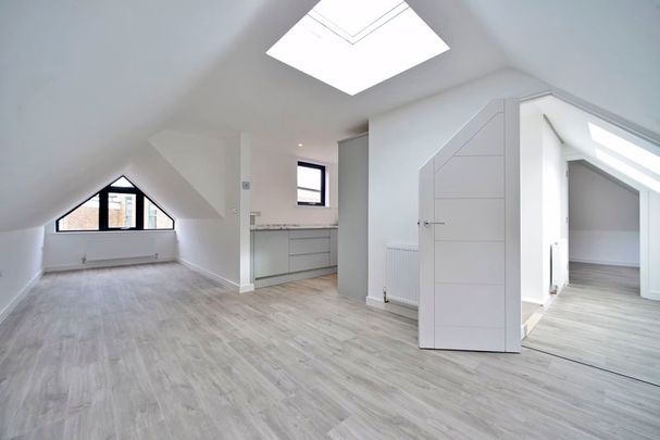 Lion Mead, Haslemere - 1 bedroomProperty for lettings - Seymours - Photo 1