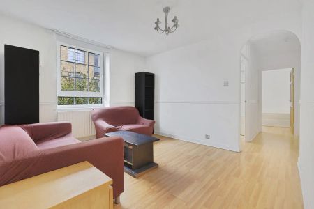 4 bedroom flat in Boyd Street - Photo 4