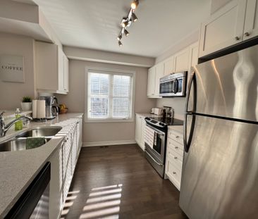 For Lease - 590 Foxlight Circle, Kanata, Ontario - Photo 4