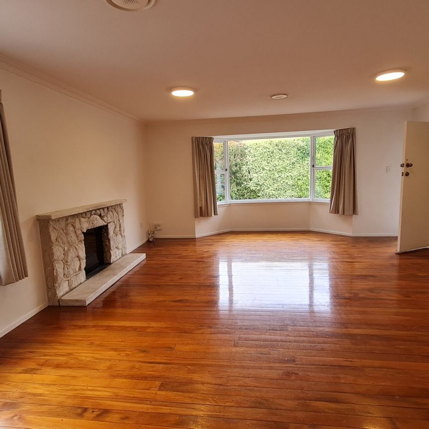 2/94 Glandovey Road, Fendalton - Photo 1