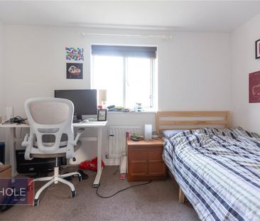 4 bedroom terraced house to rent - Photo 6