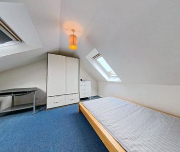 4 bedroom flat to rent - Photo 3