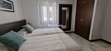 Middle Floor Apartment in Puerto Banús - Photo 5