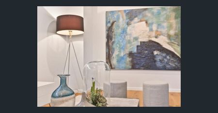 Spacious 5-Bedroom Family Home with Plunge Pool in Prime Ascot Location! - Photo 5