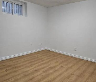 382 PINEMEADOW AVENUE - Photo 5