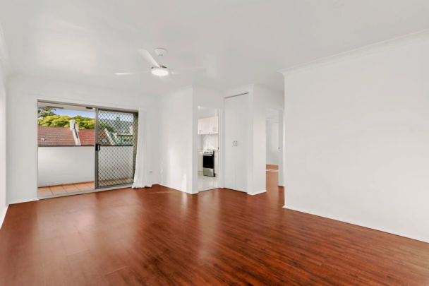 2Bedrooms, 1Bathrooms - Photo 1