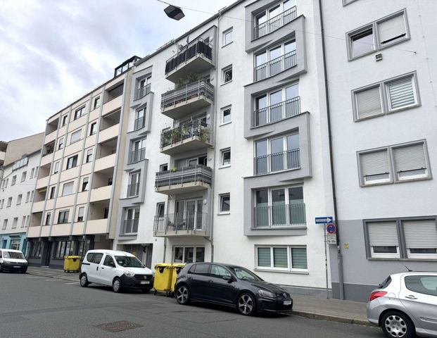 HEGERICH: Moderne 2-Zimmer-Wohnung mit Balkon in Fürth - Photo 1