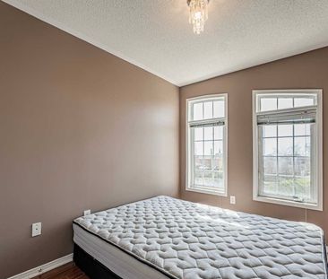 For Lease - 10 Post Oak Drive Unit# 14, Richmond Hill, Ontario - Photo 3