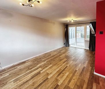 Dellfield Avenue - Photo 3