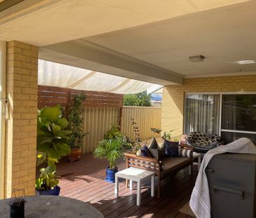 7 Lyrebird Road, Broadwater WA 6280 - Photo 3