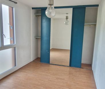 Location Appartement 3 pièces 52m² CHOISY LE ROI 94600 - Photo 2