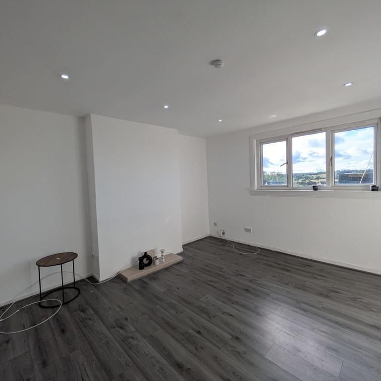 3 bedroom apartment to rent - Photo 1