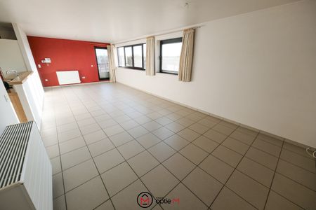 INSTAPKLAAR APPARTEMENT MET AUTOSTANDPLAATS - Photo 4