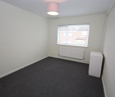 95 Bleach Green Avenue, Newtownabbey, BT37 0BZ - Photo 4