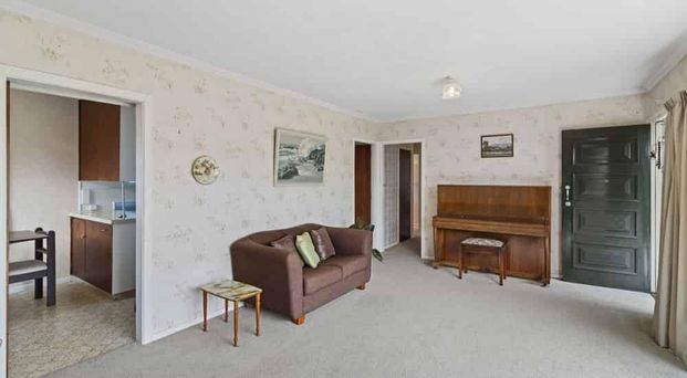 Cute Home With Character - Photo 1