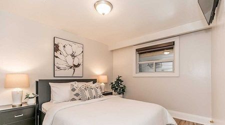 For Lease - 3361 Weston Road Unit# Main Floor, Toronto, Ontario - Photo 4