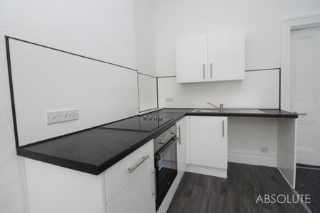 1 bedroom flat to rent - Photo 3