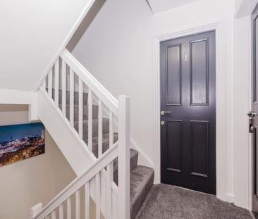 6 bedroom terraced house to rent - Photo 1